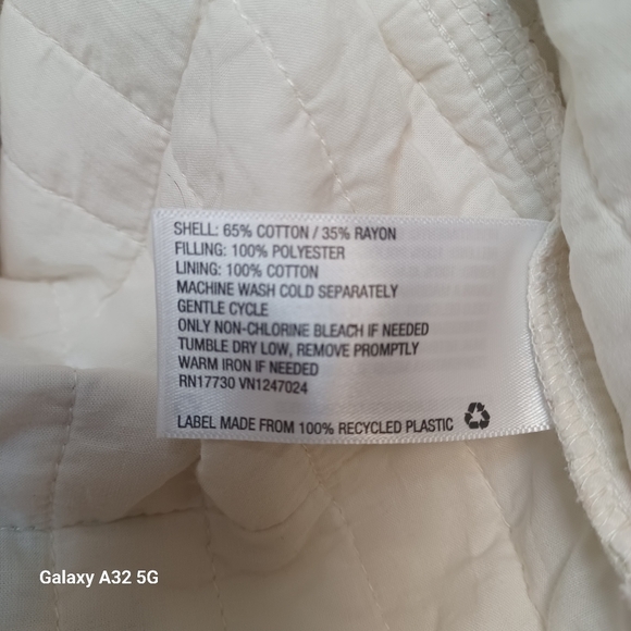 Universal Thread Women Size S Cream Quilted Sweatshirt - Picture 15 of 15